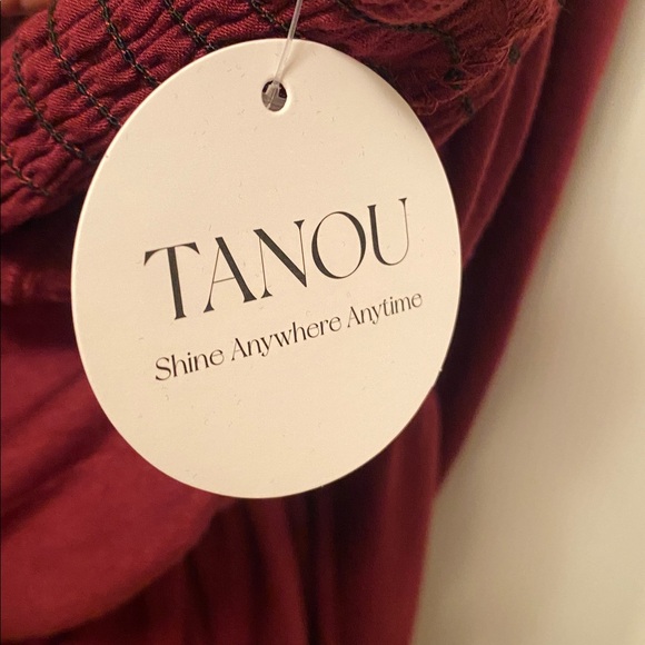 Tanou Burgundy Long Sleeve Smocked Jumpsuit…size M - Picture 7 of 7